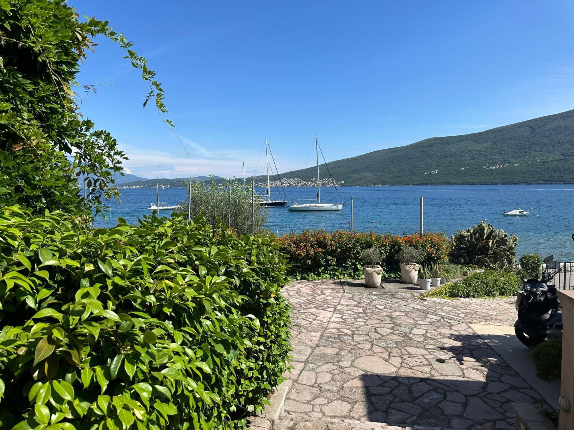Vila Jadranka Apartments Herceg Novi Exterior foto