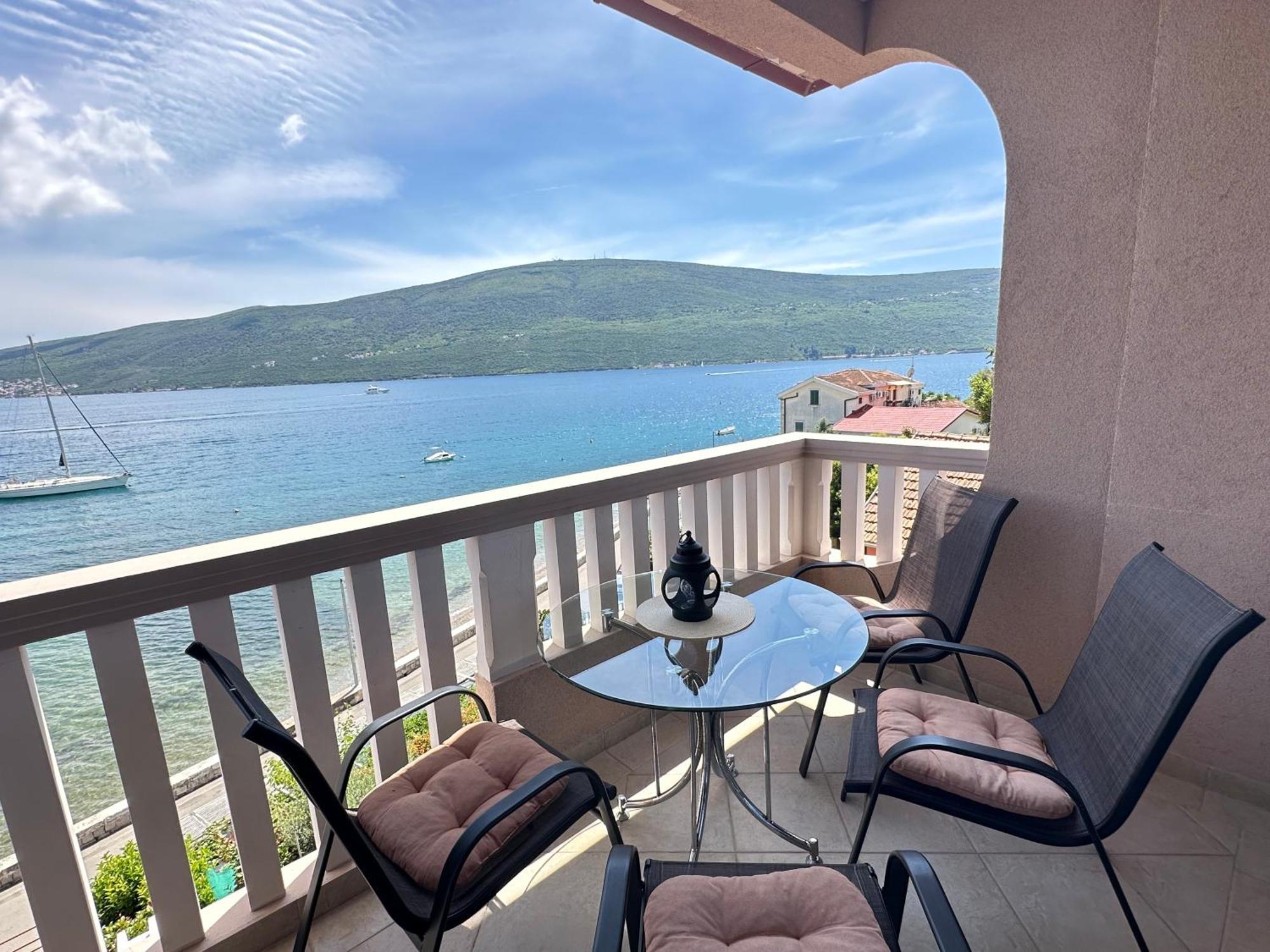 Vila Jadranka Apartments Herceg Novi Exterior foto