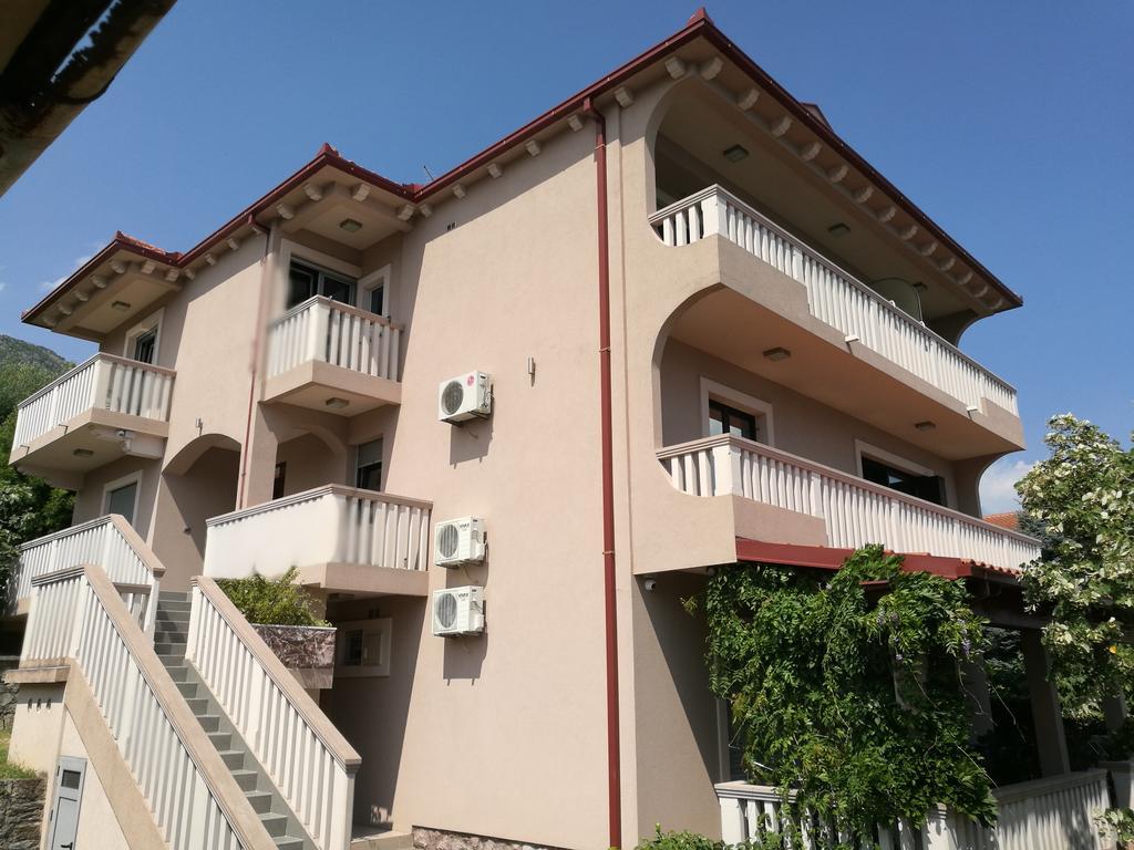 Vila Jadranka Apartments Herceg Novi Exterior foto