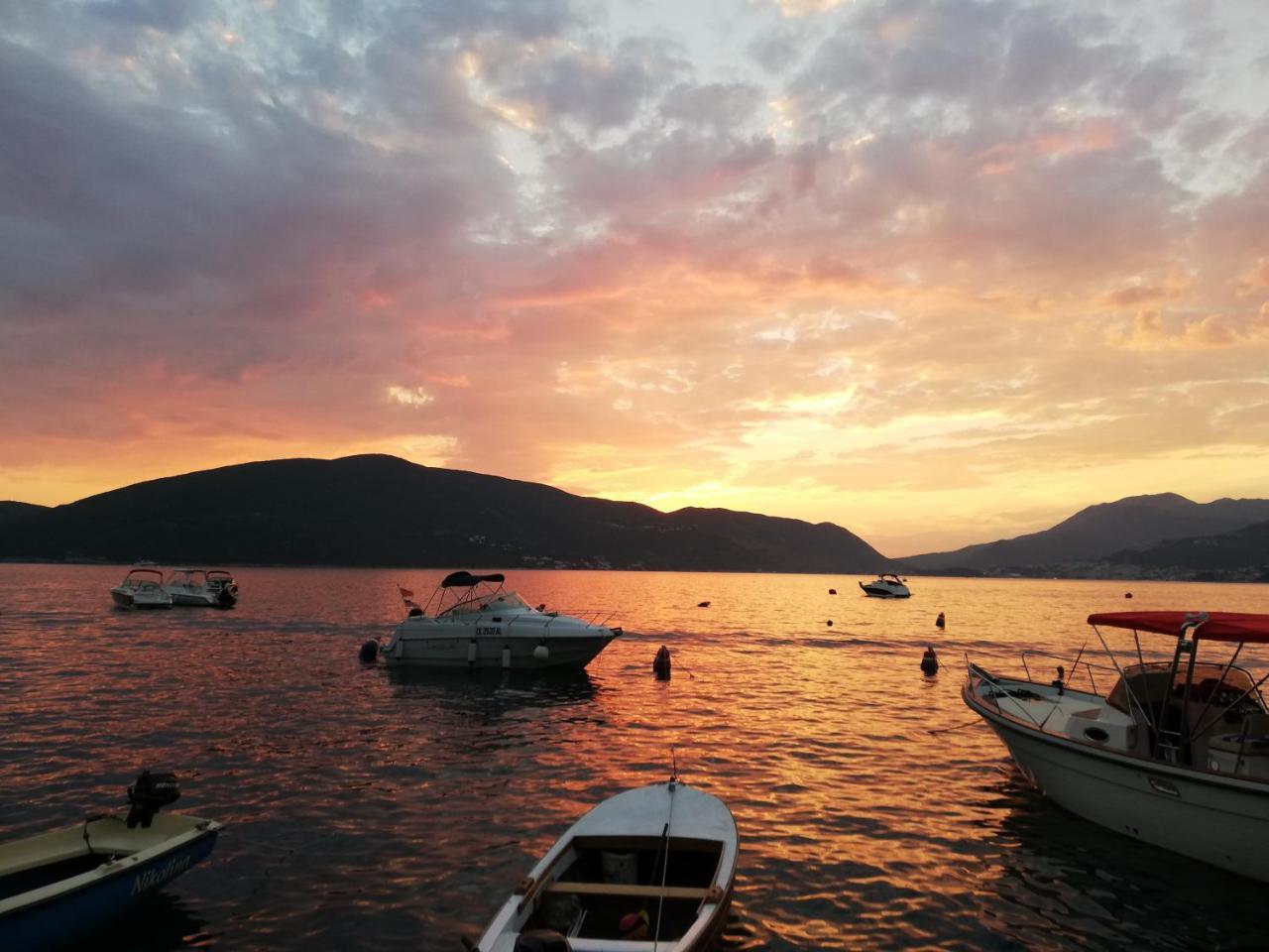 Vila Jadranka Apartments Herceg Novi Exterior foto